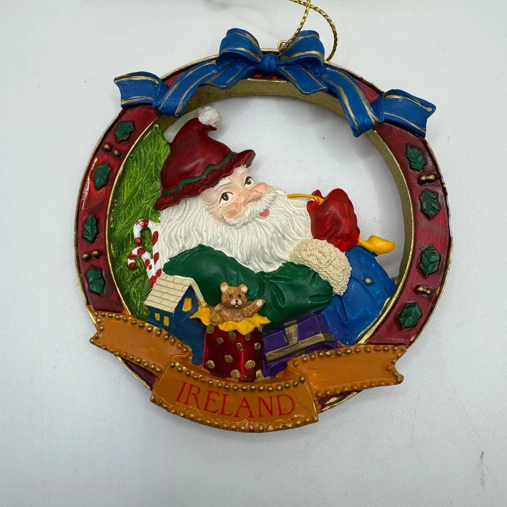 Russ Berrie Ireland Santa‎ Around the World Ornament - Ireland Christmas Holiday